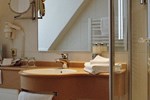 Отель Hotel Blauer Wolf Отель Hotel Blauer Wolf