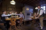 Отель Hotel zum Erdinger Weissbräu Отель Hotel zum Erdinger Weissbräu