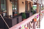 Гостиница Challet Hotel Гостиница Challet Hotel