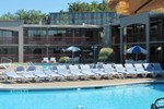 Отель The Resort at Port Arrowhead Отель The Resort at Port Arrowhead