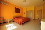Отель Hotel La Piramide Отель Hotel La Piramide