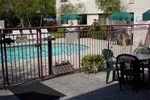 Отель Oxford Suites Redding Отель Oxford Suites Redding
