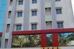Отель Hotel KSR Grand Отель Hotel KSR Grand