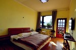 Отель Husi International Youth Hostel Отель Husi International Youth Hostel