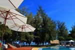 Отель Hansar Cha am Casuarina Отель Hansar Cha am Casuarina