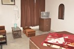 Отель Hotel Sharma Palace Отель Hotel Sharma Palace