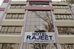 Отель Hotel Rajeet Отель Hotel Rajeet