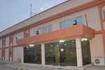 Отель Al Muntaza Hotel Отель Al Muntaza Hotel