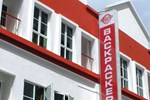 Хостел Borneo Sandakan Backpackers Хостел Borneo Sandakan Backpackers