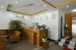 Отель Kaung Wai Hotel Отель Kaung Wai Hotel