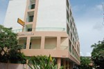 Отель Central Place Hotel Отель Central Place Hotel