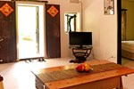 Отель Taipei Jinguashi Treehouse Homestay Отель Taipei Jinguashi Treehouse Homestay