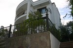 Апартаменты Garden Floor Apartment Апартаменты Garden Floor Apartment