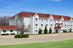 Отель Ramada Limited And Suites Bloomington Отель Ramada Limited And Suites Bloomington