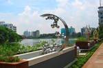 Отель Amazon Lilly Lake View Residence Отель Amazon Lilly Lake View Residence