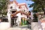 Отель Hotel Tourist Inn Отель Hotel Tourist Inn