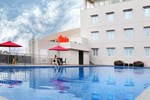 Отель Hotel Grand Zuri Muara Enim Отель Hotel Grand Zuri Muara Enim