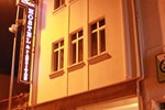 Хостел Konuk Pansiyon Хостел Konuk Pansiyon