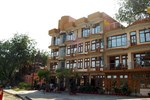 Отель Hotel New Aditya Отель Hotel New Aditya