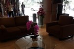 Отель Orchardz Hotel Bandara Отель Orchardz Hotel Bandara