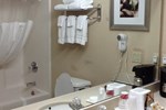 Отель Ramada Limited Airport & Fair/Expo Center Отель Ramada Limited Airport & Fair/Expo Center