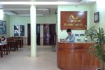 Отель Avi Transit Hotel Отель Avi Transit Hotel