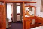 Отель Hotel Beau Sejour Отель Hotel Beau Sejour
