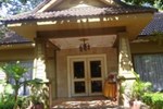 Отель Kirirom Hillside Resort Отель Kirirom Hillside Resort