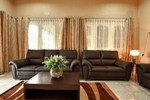 Апартаменты MCTravelodge Holiday Home Апартаменты MCTravelodge Holiday Home
