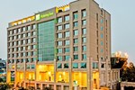 Отель Holiday Inn Amritsar Ranjit Avenue Отель Holiday Inn Amritsar Ranjit Avenue