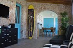 Гостевой дом International Surf School & Camp Гостевой дом International Surf School & Camp