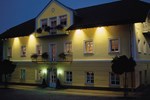 Отель Hotel Zur Post Отель Hotel Zur Post