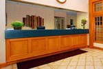 Отель Quality Inn Pittsburgh Airport Отель Quality Inn Pittsburgh Airport