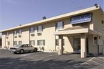 Отель Travelodge Inn Medford Отель Travelodge Inn Medford