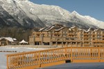 Отель Executive Suites Hotel and Resort, Squamish Отель Executive Suites Hotel and Resort, Squamish