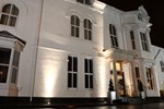 Отель Eaton Hotel Отель Eaton Hotel