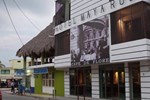 Отель Hotel Maya Rue Отель Hotel Maya Rue