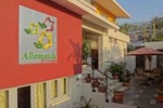 Мини-отель Allamanda Bed and Breakfast Мини-отель Allamanda Bed and Breakfast
