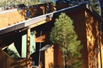 Апартаменты Riverfront Condo Vacation Rental by Tahoe Vacation Rentals Апартаменты Riverfront Condo Vacation Rental by Tahoe Vacation Rentals