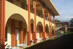 Отель Hotel Las Flores Отель Hotel Las Flores