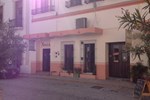 Гостевой дом Yeccan Hostal Galeria Гостевой дом Yeccan Hostal Galeria