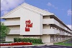 Отель Red Roof Inn Atlanta Indian Trail Отель Red Roof Inn Atlanta Indian Trail