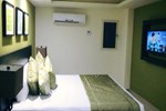 Отель Hotel Maria Elena Отель Hotel Maria Elena