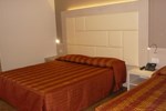 Отель Hotel Alexander Отель Hotel Alexander