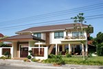 Отель Rimtalay Angsila Guesthouse Отель Rimtalay Angsila Guesthouse