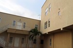 Отель Tropical Enclave Hotel Отель Tropical Enclave Hotel