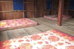 Отель Hong Run Homestay Отель Hong Run Homestay