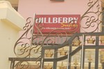 Отель Hillberry Suites Отель Hillberry Suites