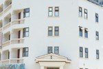 Отель Coastgate Hotel Отель Coastgate Hotel