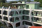 Хостел Room2Board Хостел Room2Board